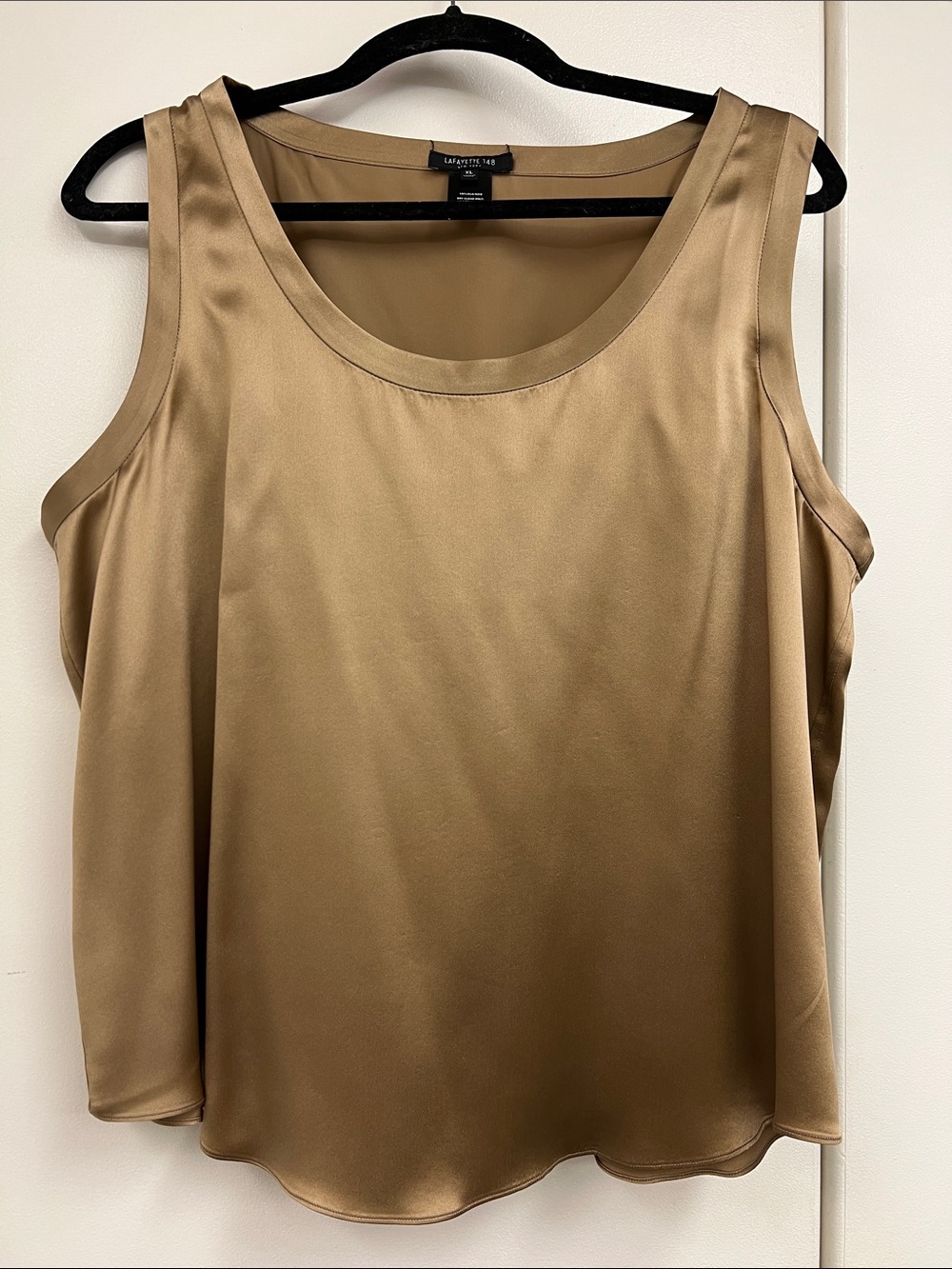 Lafayette 148 New York Silk Satin Smooth Shiny Tank Top Cami Shirt Classy Dressy